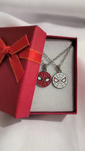 Spider man x spider woman matching pendent Accezia