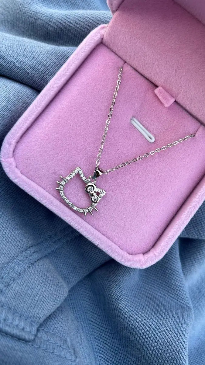 Hello kitty pendent Accezia