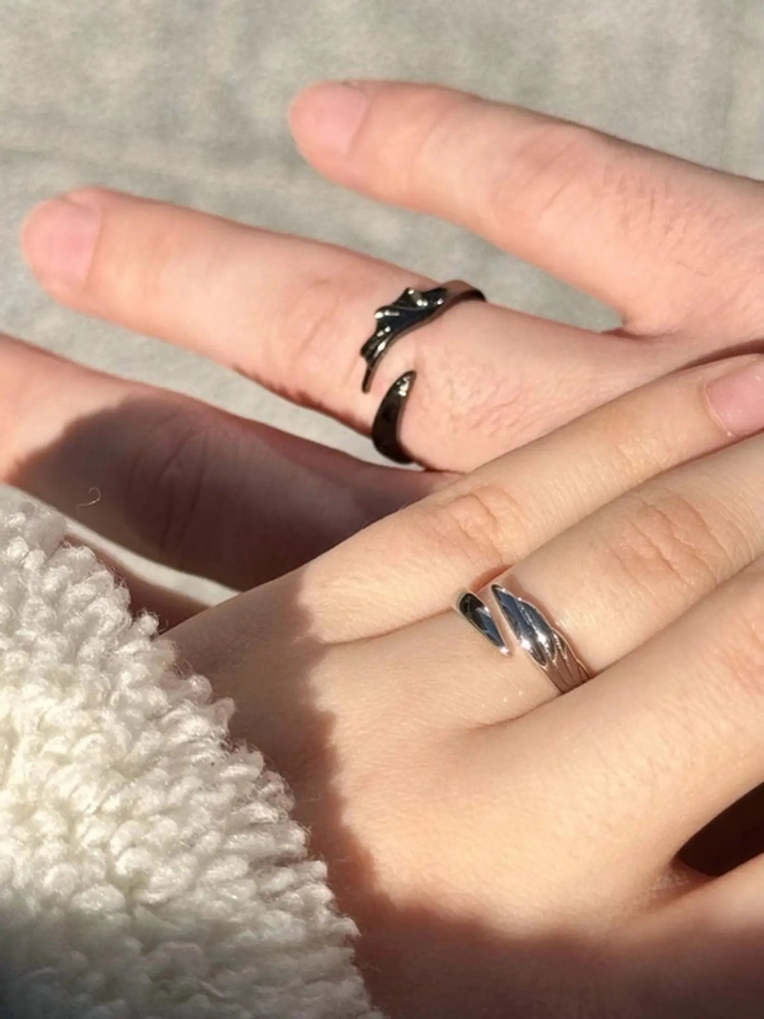 Light fury x night fury couple ring Accezia