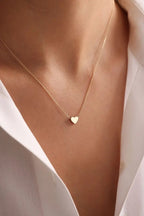 Simple heart golden pendent Accezia