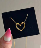 Gold heart pendant | symbol of freedom Accezia